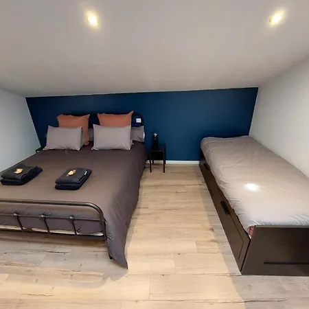 Bed & Breakfast Emilie Nuit - 3 Au 2e Etage - Maison Avec Chats 3*