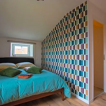 Emilie Nuit - 3 Au 2e Etage - Maison Avec Chats Bed & Breakfast Vandieres (Meurthe-et-Moselle)